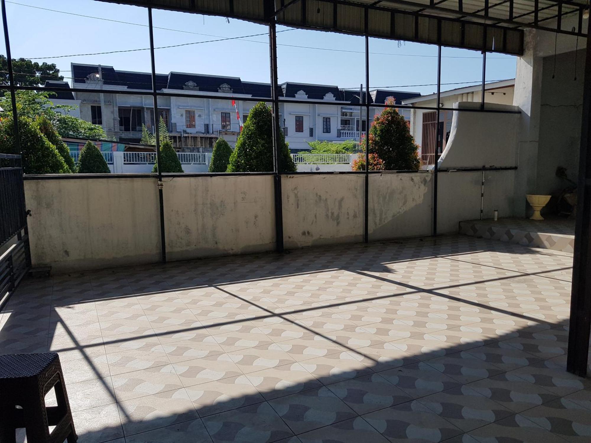 Oyo 93162 Cempaka Syariah Hotel Medan Ngoại thất bức ảnh